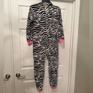 Cat & Jack zebra animal print fleece onesie PJ Girls  Large 10-12